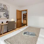 Apartment Baroudeur B04 By Interhome